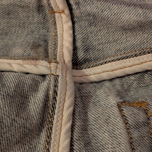 AMIRI Light Blue Released Hem Size 29 Button Fly 90s Men Jeans With Box - Picture 11 of 17